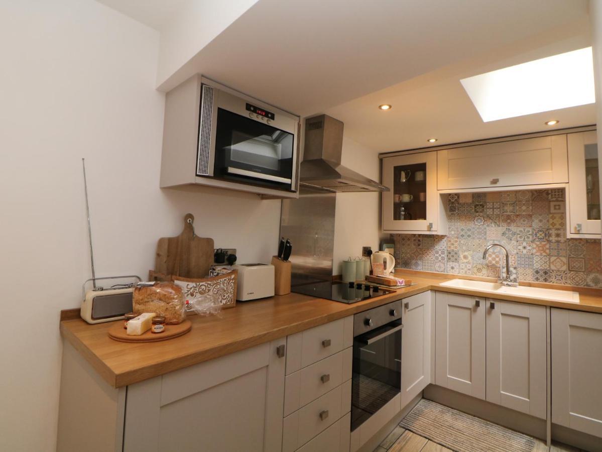 Ardeevin Cottage バクストン エクステリア 写真